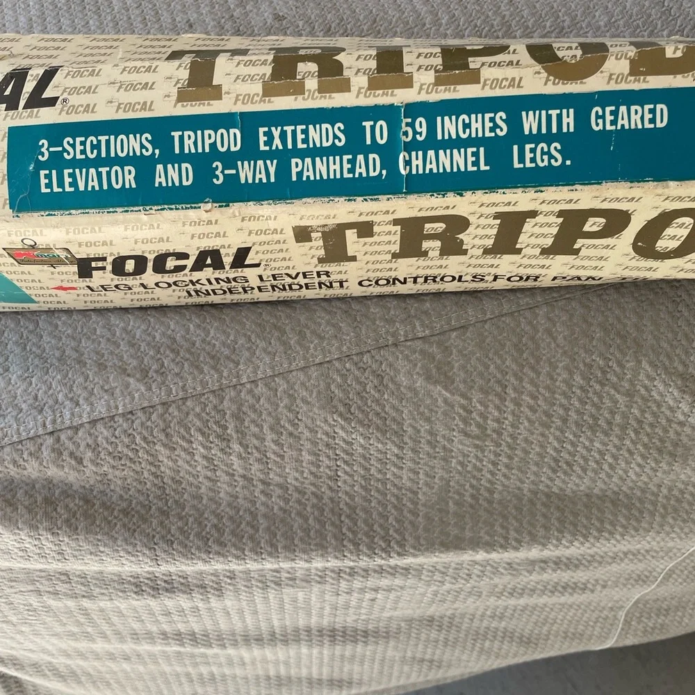 Tripod 59 inch like new. Please See photos for more details